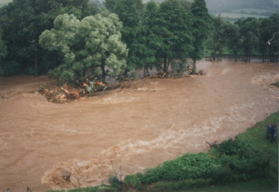 Povodeň na řece Desné v Rapotíně - oblast u sídliště Rapotín