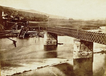 Zřícený jednokolejný železniční most Dolní Mokropsy - 1872