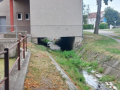 Průběh Radslavického potoka pod hasičskou zbrojnicí I