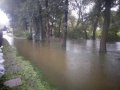 Kletečná v podmostí 14.9. 11.29, vlevo část protipovodňových opatření
